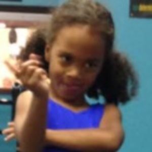 Meet your Posher, Raea